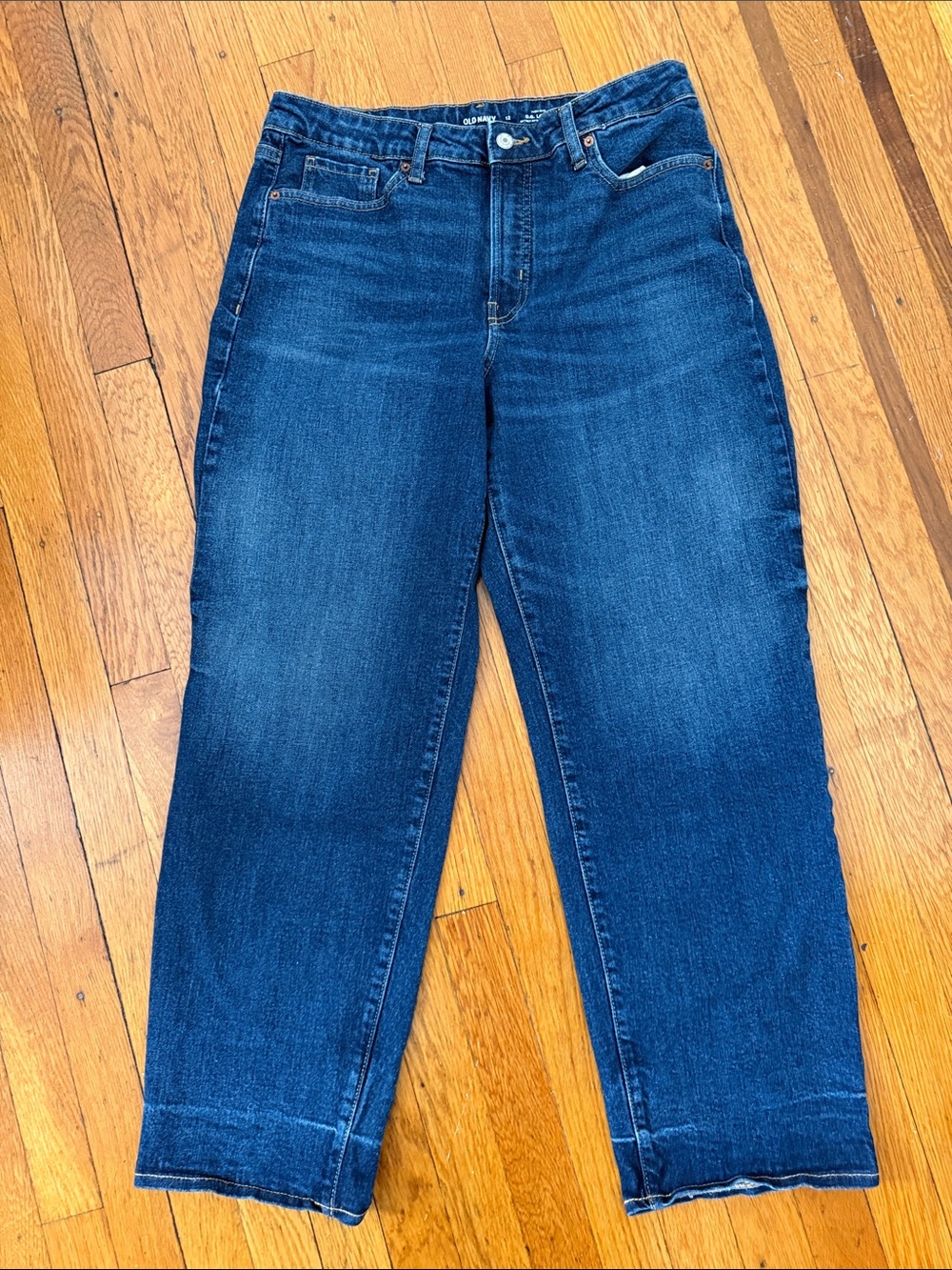 NWOT Women’s Dark Blue Straight-Leg Jeans